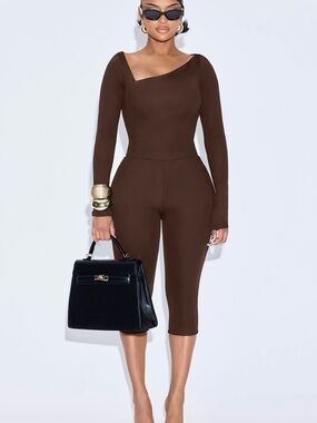 Darcie Double Lined Capri Pant Set